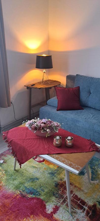 Appartement Napraforgo Apartman à Szeged Extérieur photo